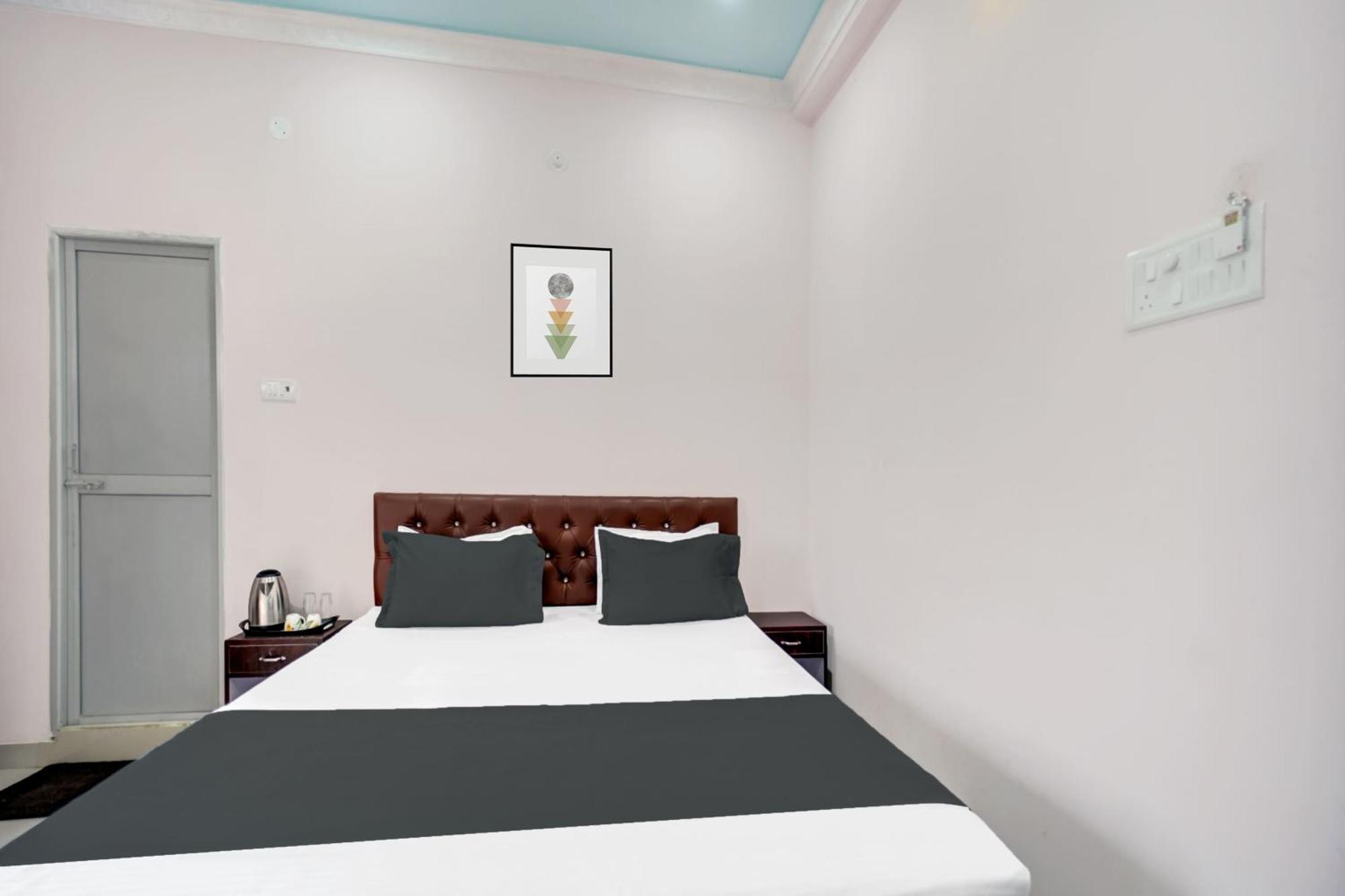 Super Oyo Hotel O Shahi Mahal ปัฏนา ภายนอก รูปภาพ